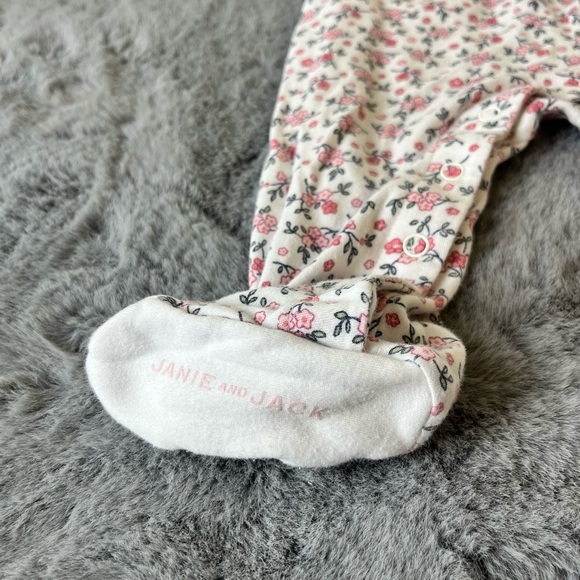 Janie and Jack Floral Footed One-Piece 3-6M - Picture 7 of 9